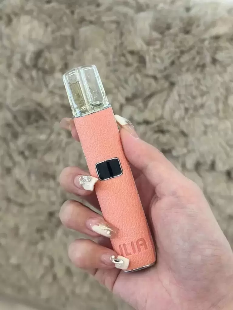 正品 ILIA 皮革調系列主機 通用一代 RELX/SP2/LANA/kiss 商品特色 1